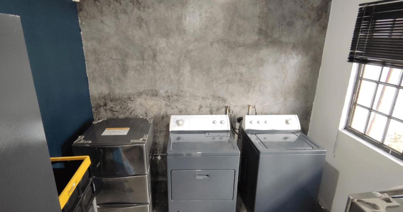 Habitaciones Privadas Con Bano Propio En Una Zona Segura Y Centrica De Guadalajara. Esterno foto