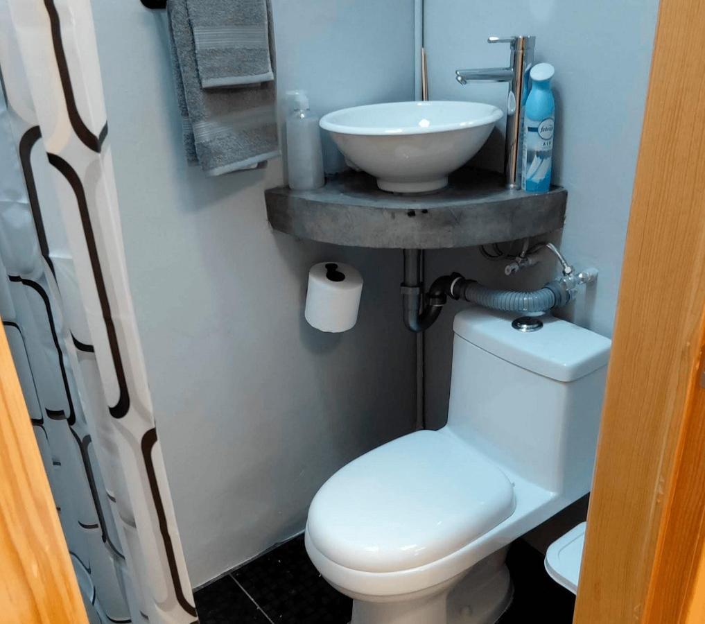 Habitaciones Privadas Con Bano Propio En Una Zona Segura Y Centrica De Guadalajara. Esterno foto