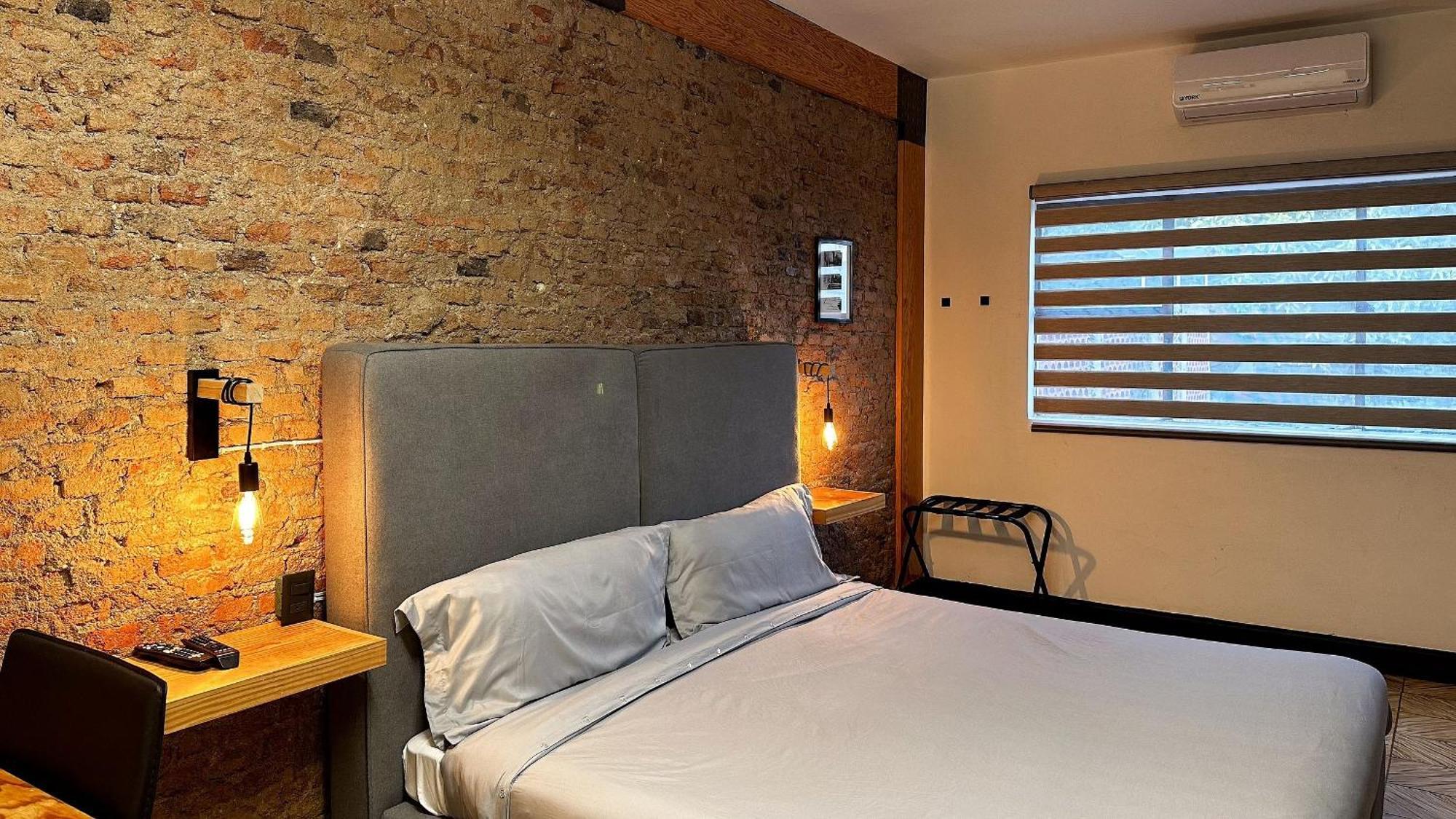 Habitaciones Privadas Con Bano Propio En Una Zona Segura Y Centrica De Guadalajara. Esterno foto